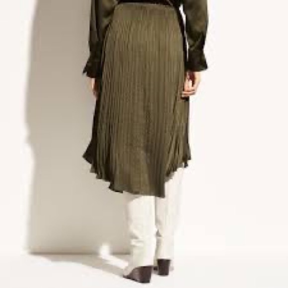 [SOLD] Revolve Vince Crushed Drape Pleated Satin Skirt in Mineral Pine Small - Picture 3 of 16